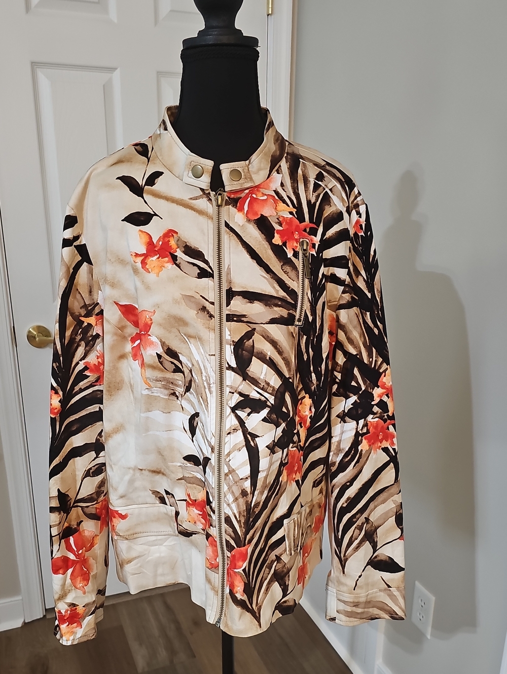 Jacket - Picture 3 of 16